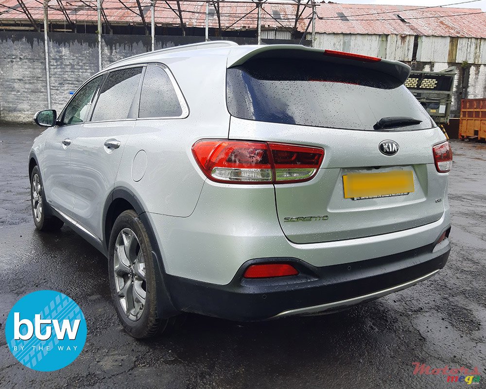 2015' Kia Sorento CRDI photo #4