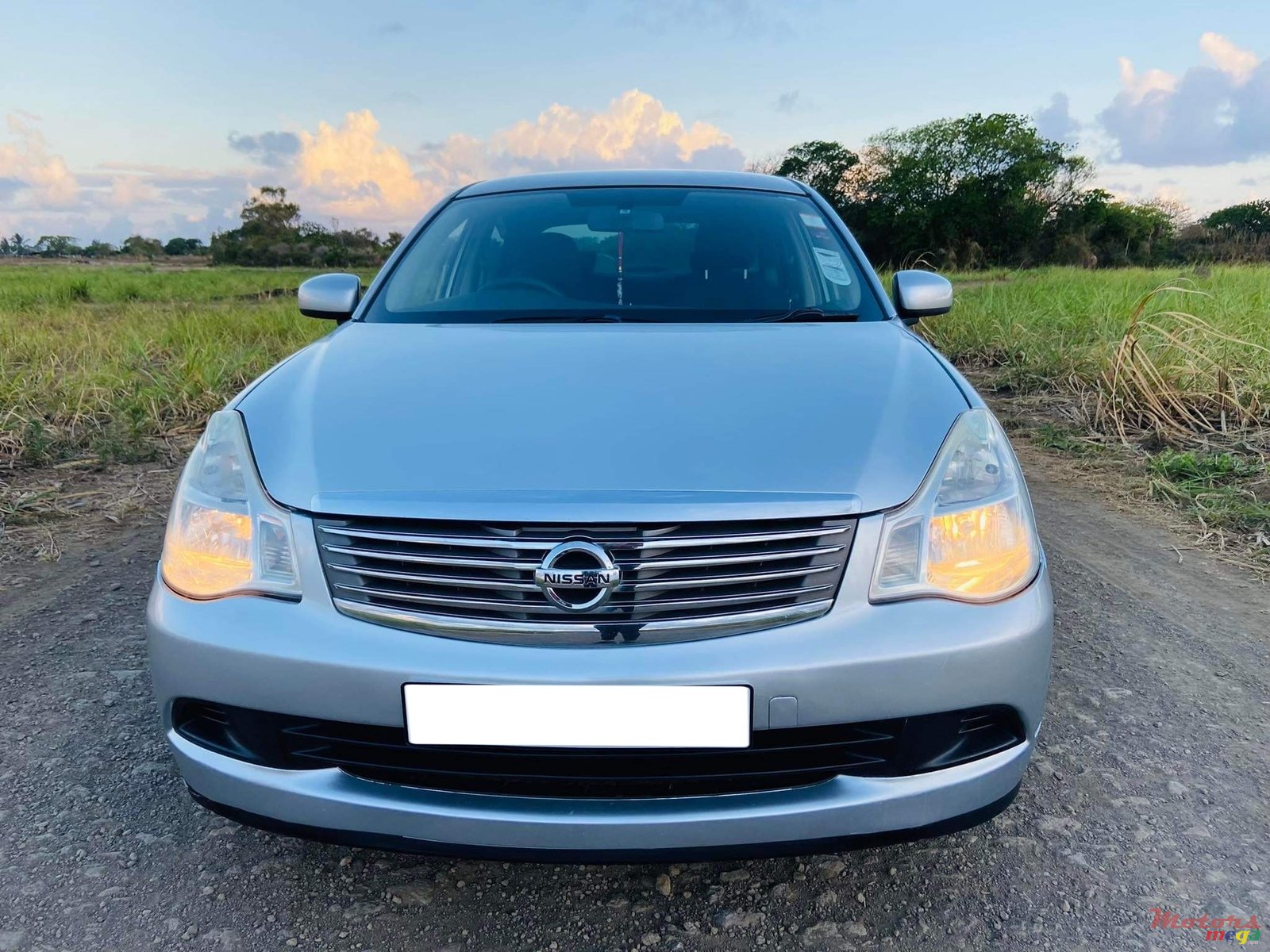 2007' Nissan Bluebird Slyphy photo #1