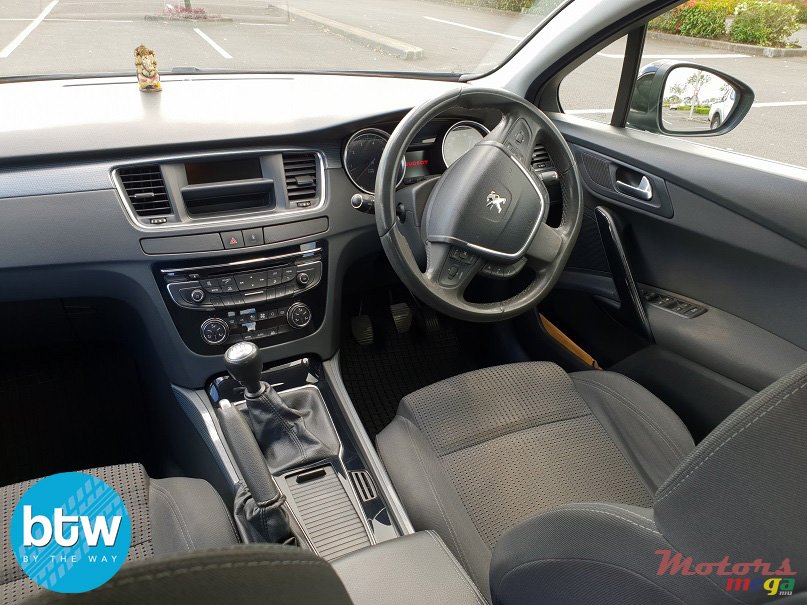 2012' Peugeot 508 photo #5