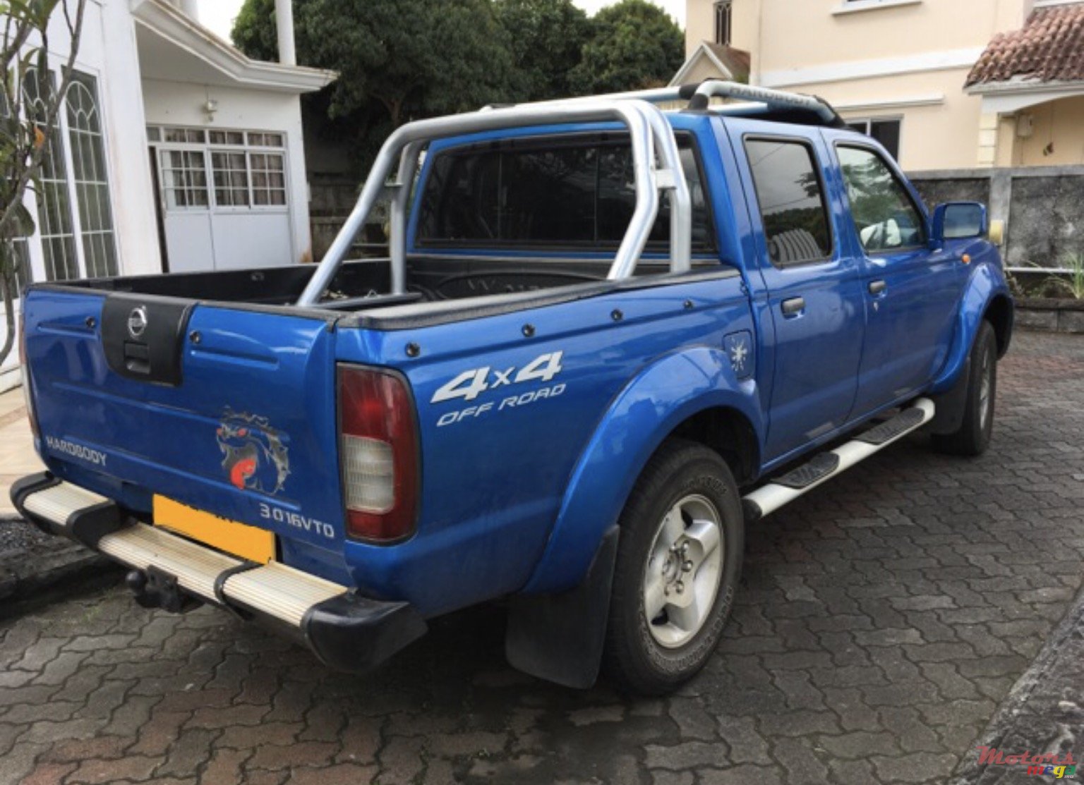 2005' Nissan photo #4