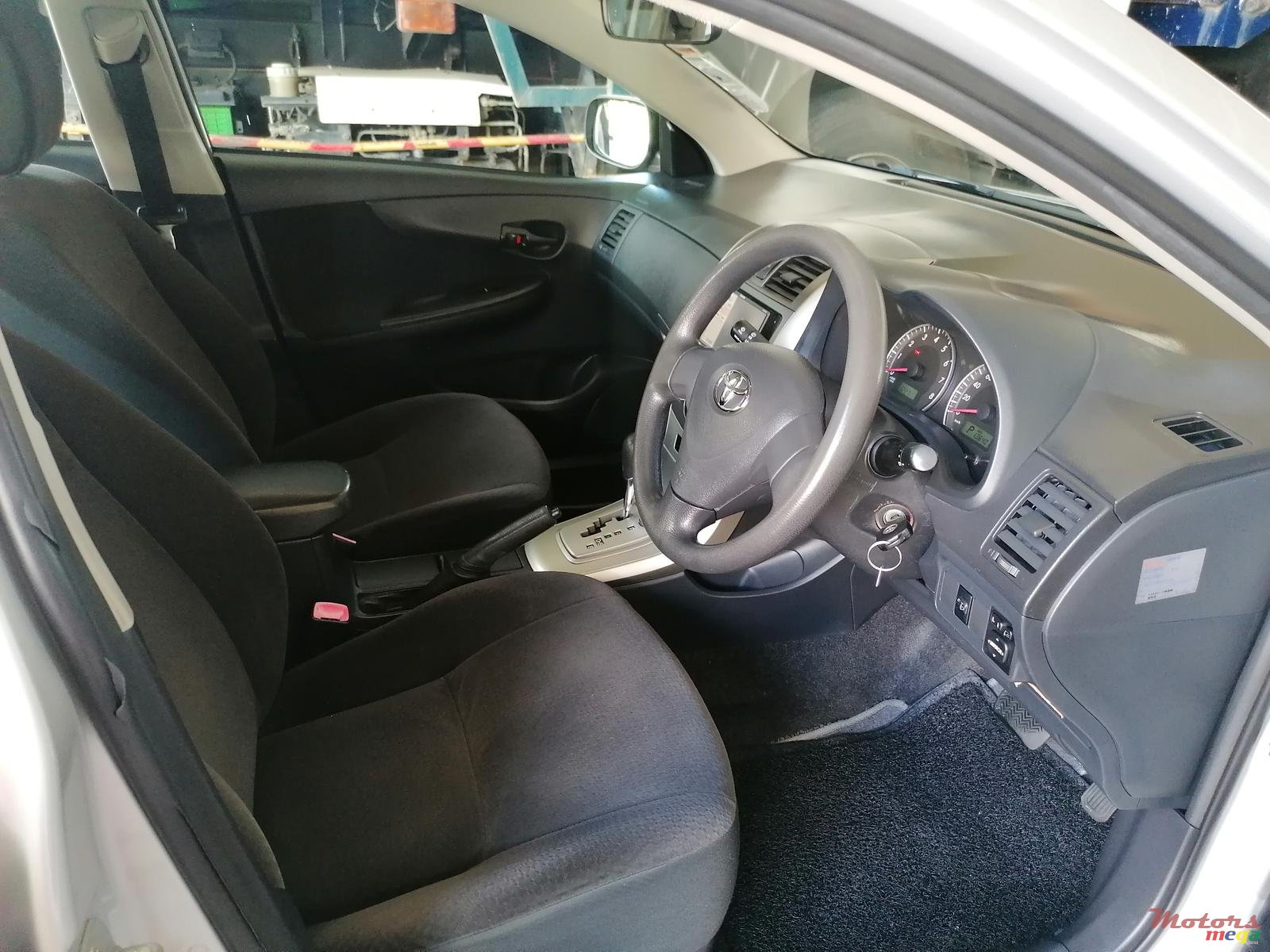 2009' Toyota Fielder photo #5