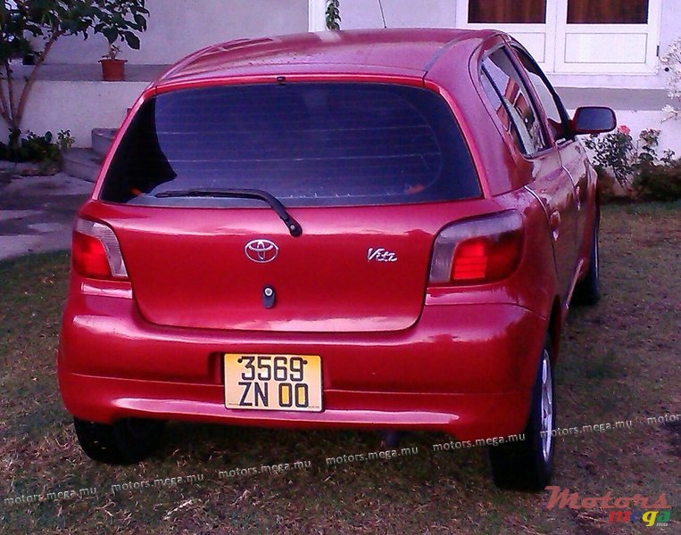 2000' Toyota VITZ  photo #3