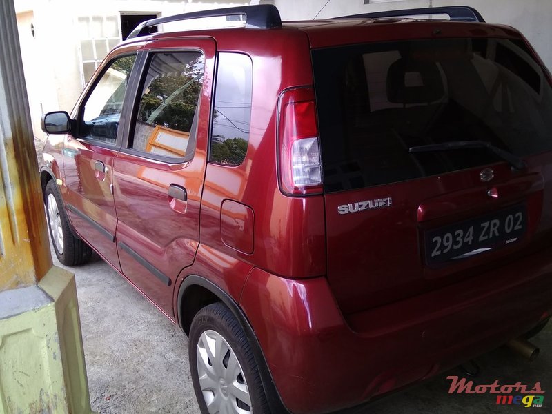 2002' Suzuki Ignis photo #2