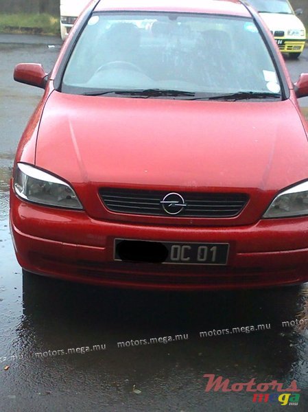 2001' Opel Astra photo #1