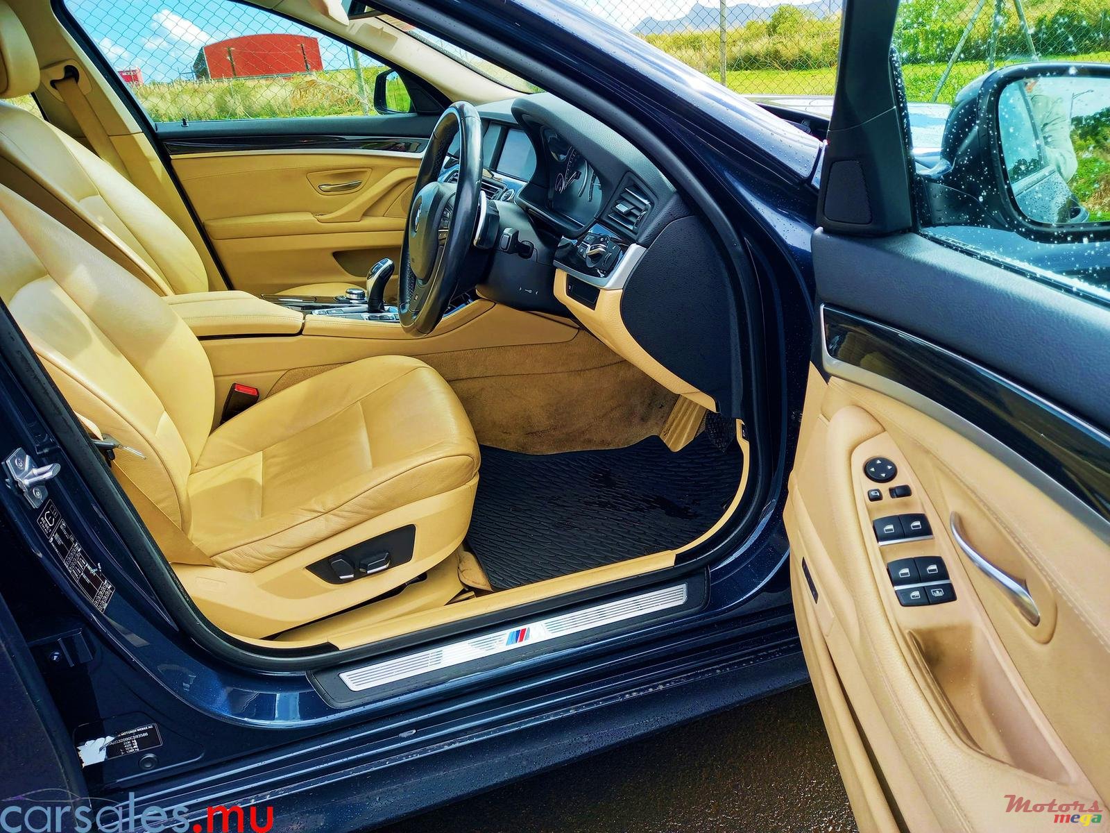 2012' BMW 528 i M Sport photo #5