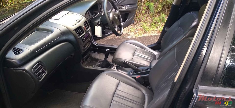 2004' Nissan Sunny N17 photo #5