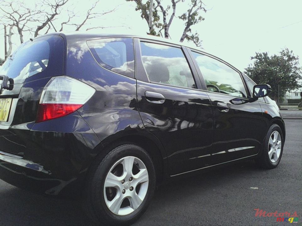 2010' Honda Jazz photo #4
