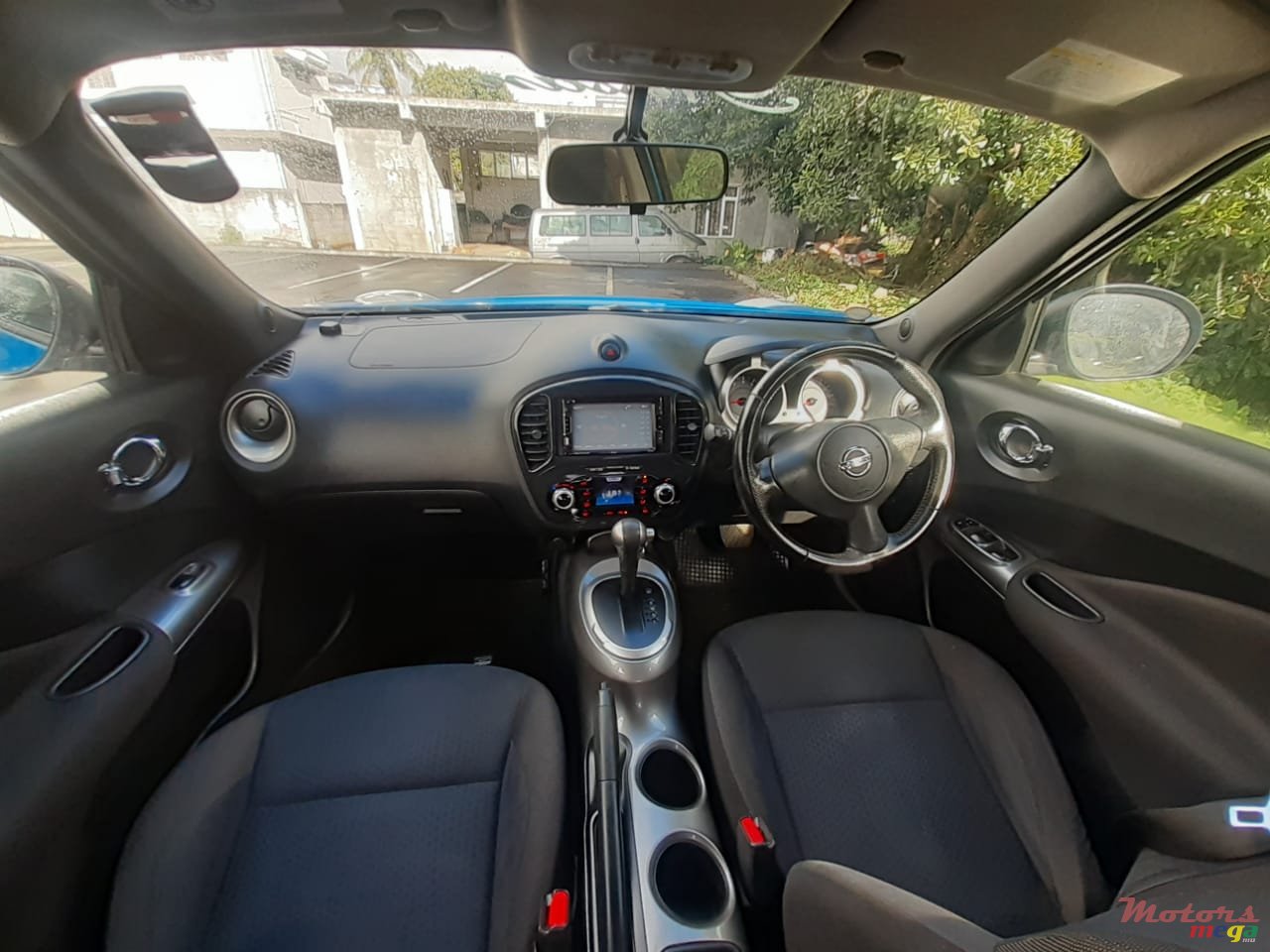 2012' Nissan Juke automatic photo #3