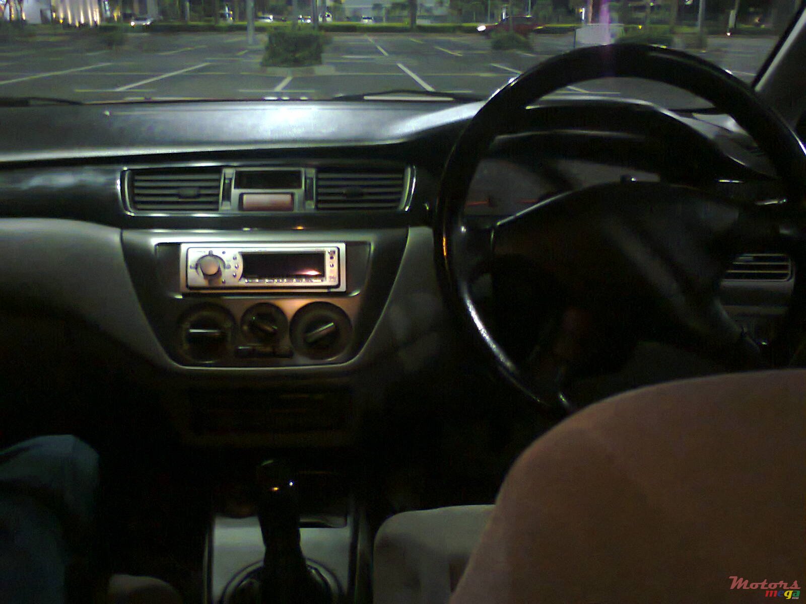 2007' Mitsubishi Lancer GLX photo #3