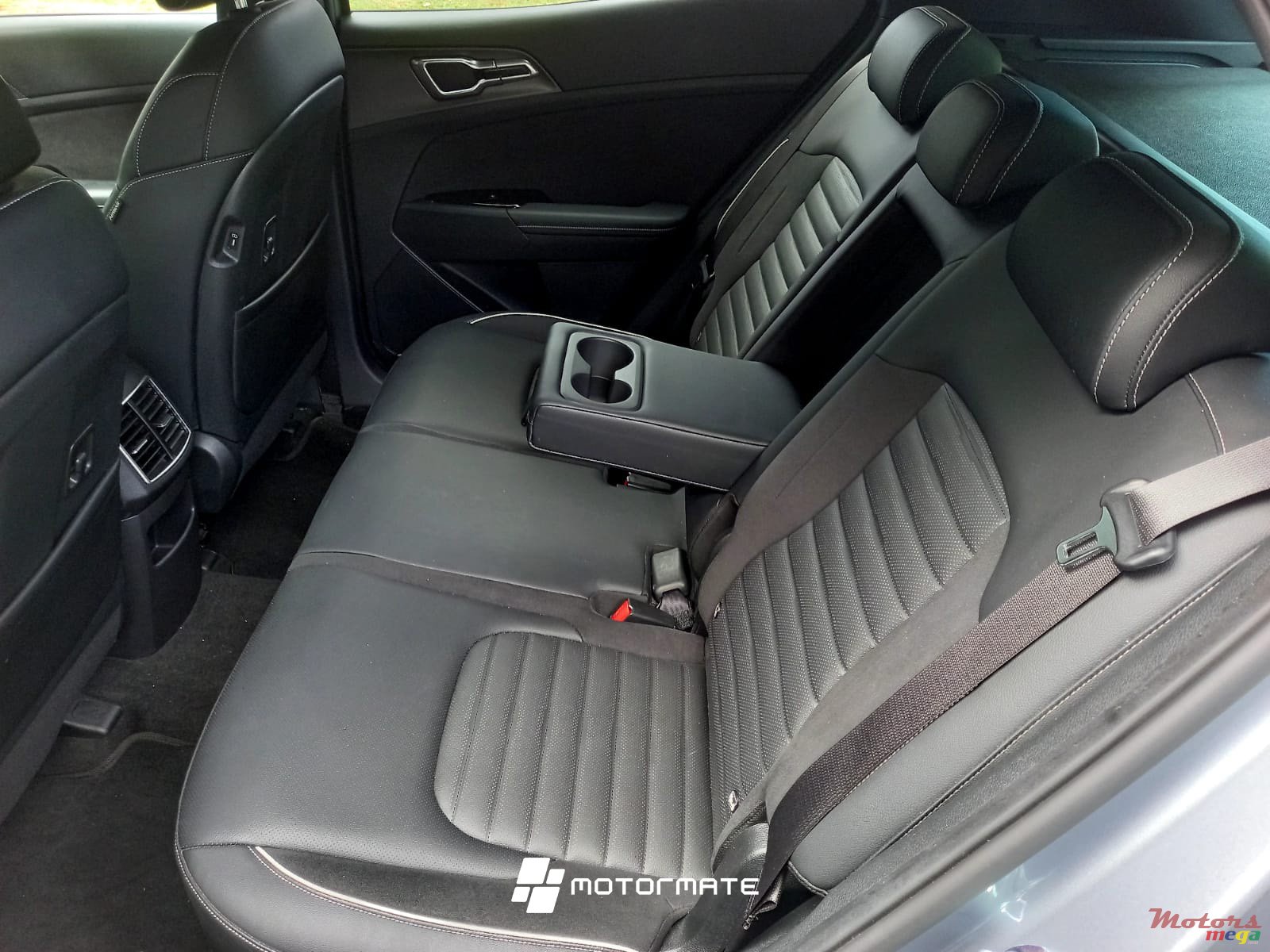 2024' Kia Sportage GT LINE PLUS photo #5