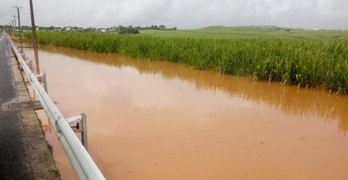 Côte ouest : la SMF à pied d’oeuvre sur les routes inondées