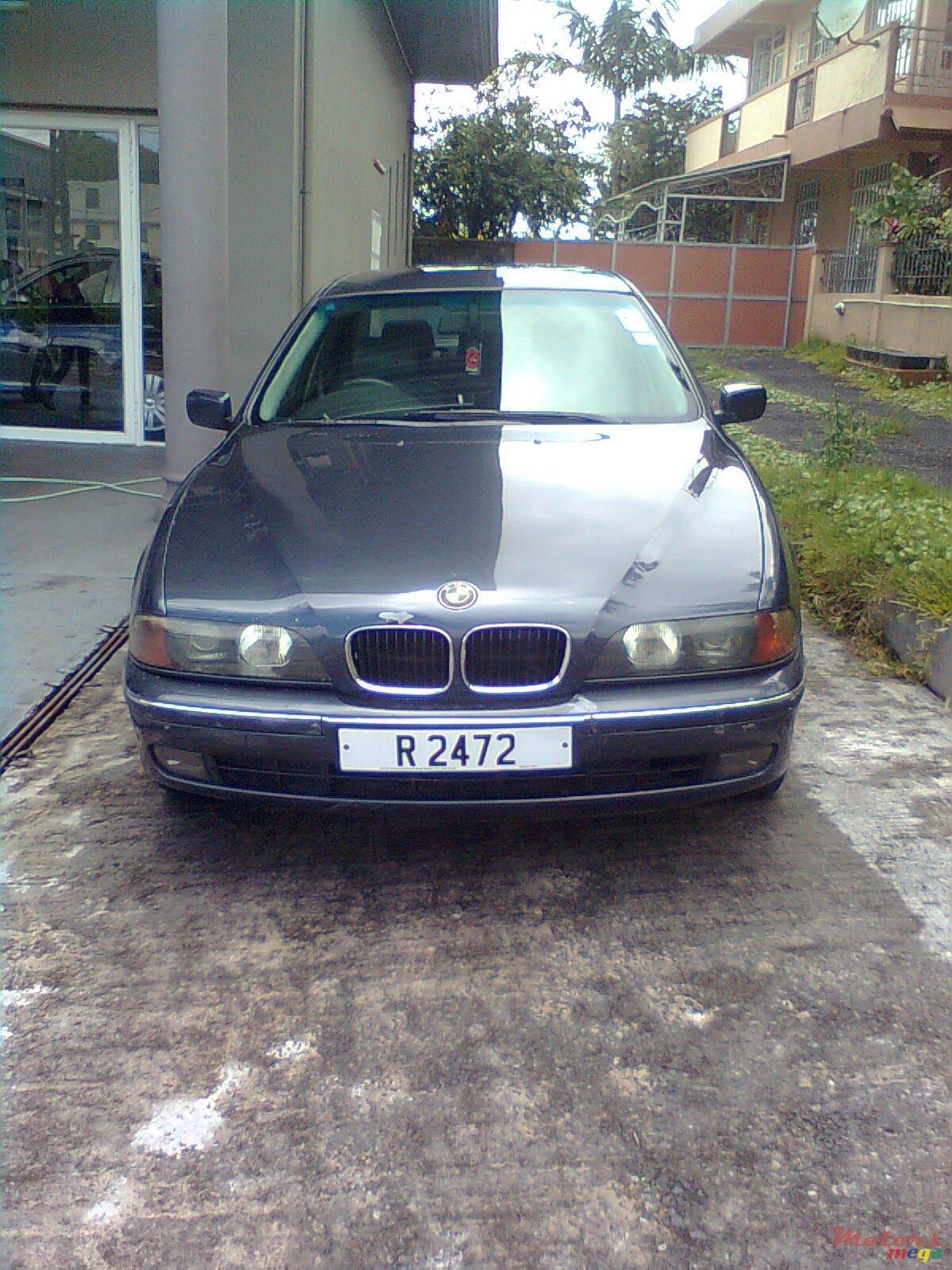 1999' BMW 523 photo #1