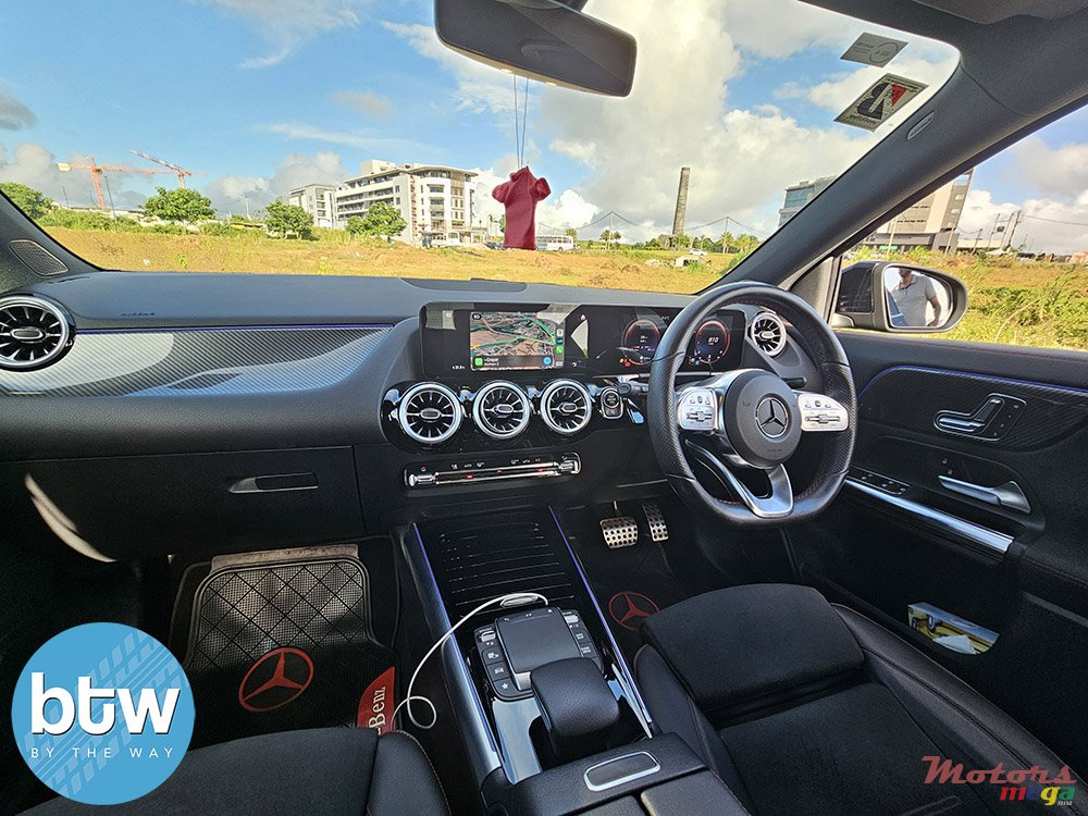 2022' Mercedes-Benz GLA 200 photo #6