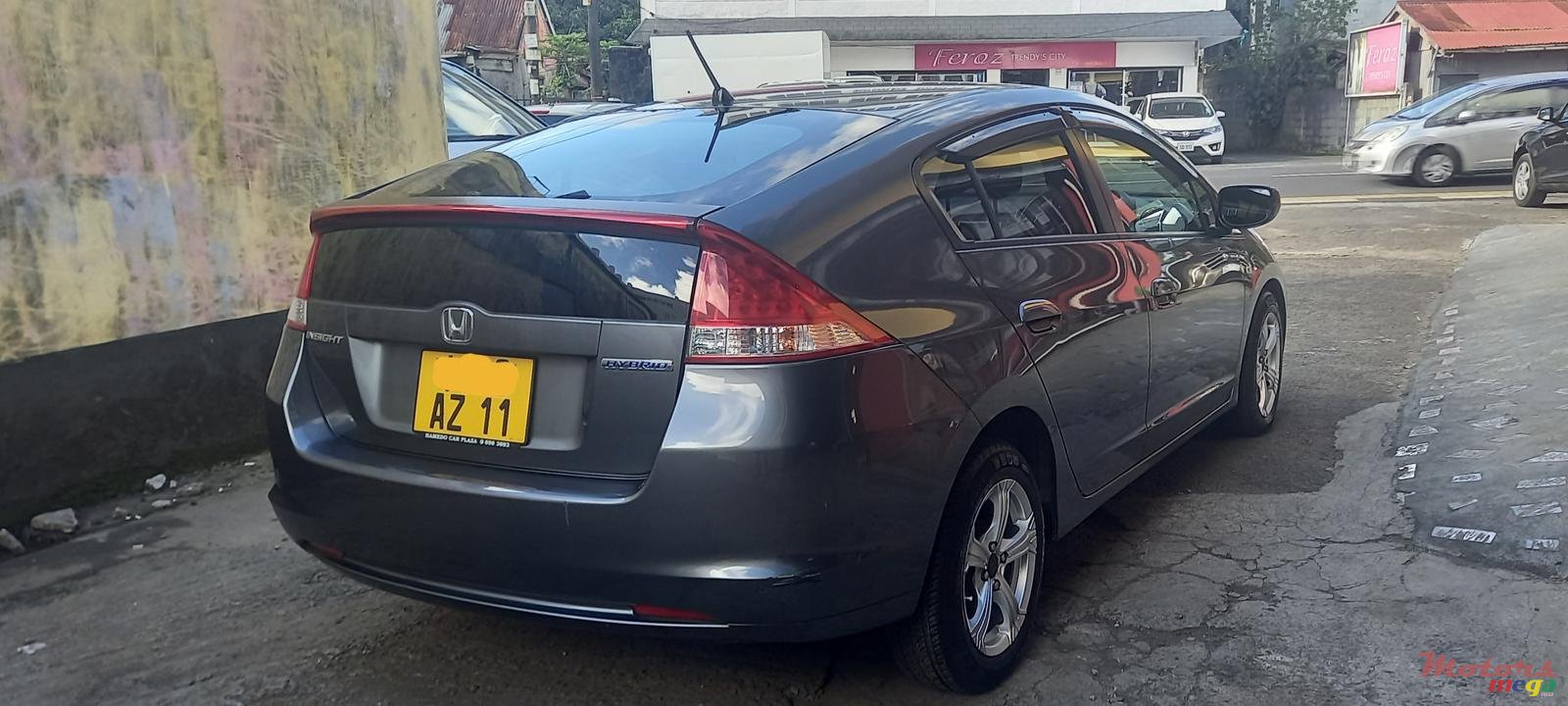 2011' Honda Insight photo #4