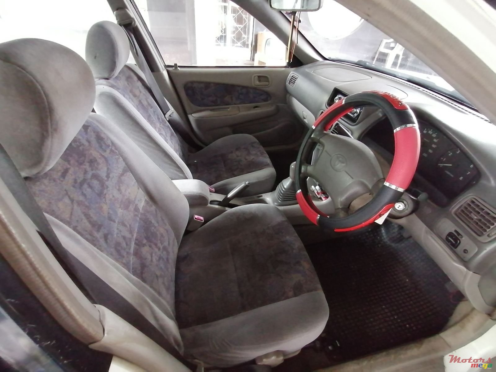 1999' Toyota Corolla photo #6