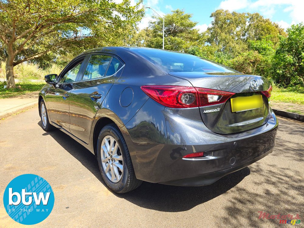 2016' Mazda 3 photo #3