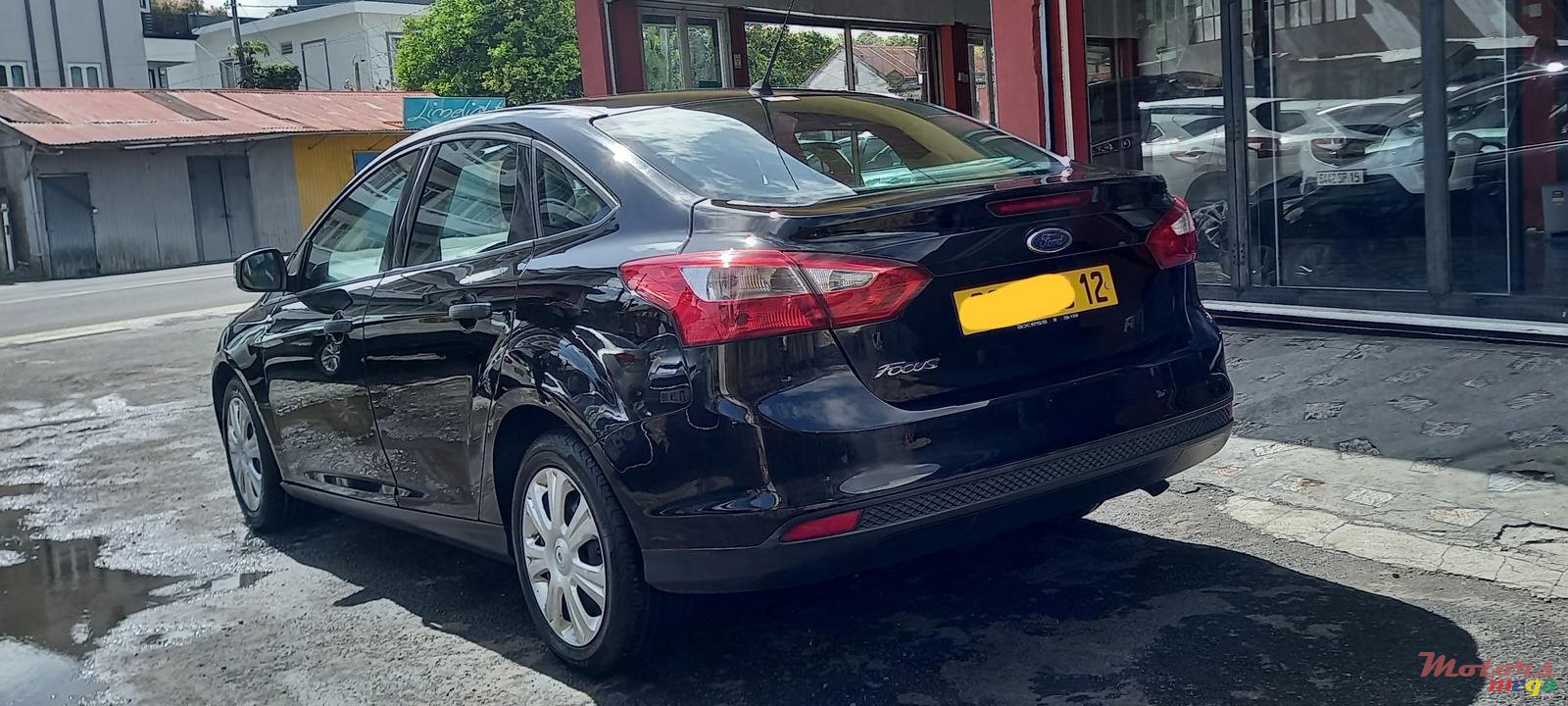 2012' Ford Focus photo #3