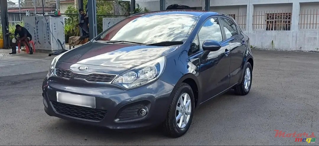 2014' Kia Rio photo #1