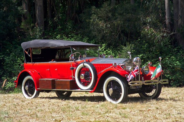 Maharaja's tiger-hunting Rolls-Royce brings the firepower to Quail auction