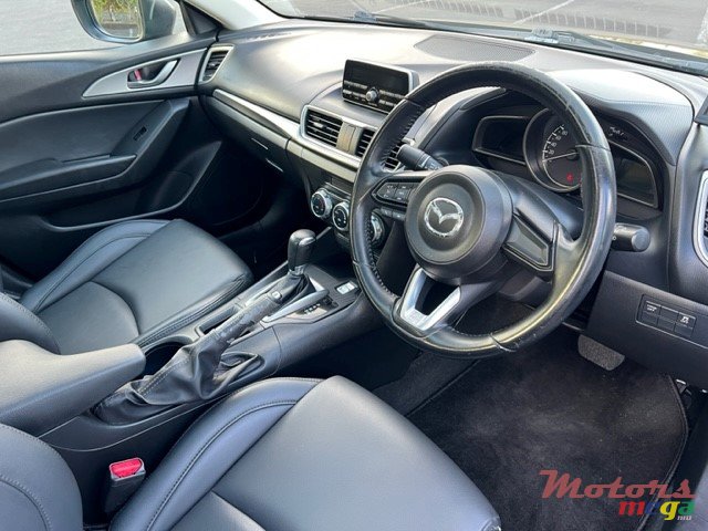 2017' Mazda 3 Skyactiv photo #5