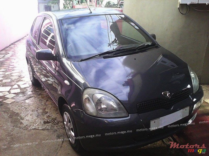 1999' Toyota Yaris photo #1