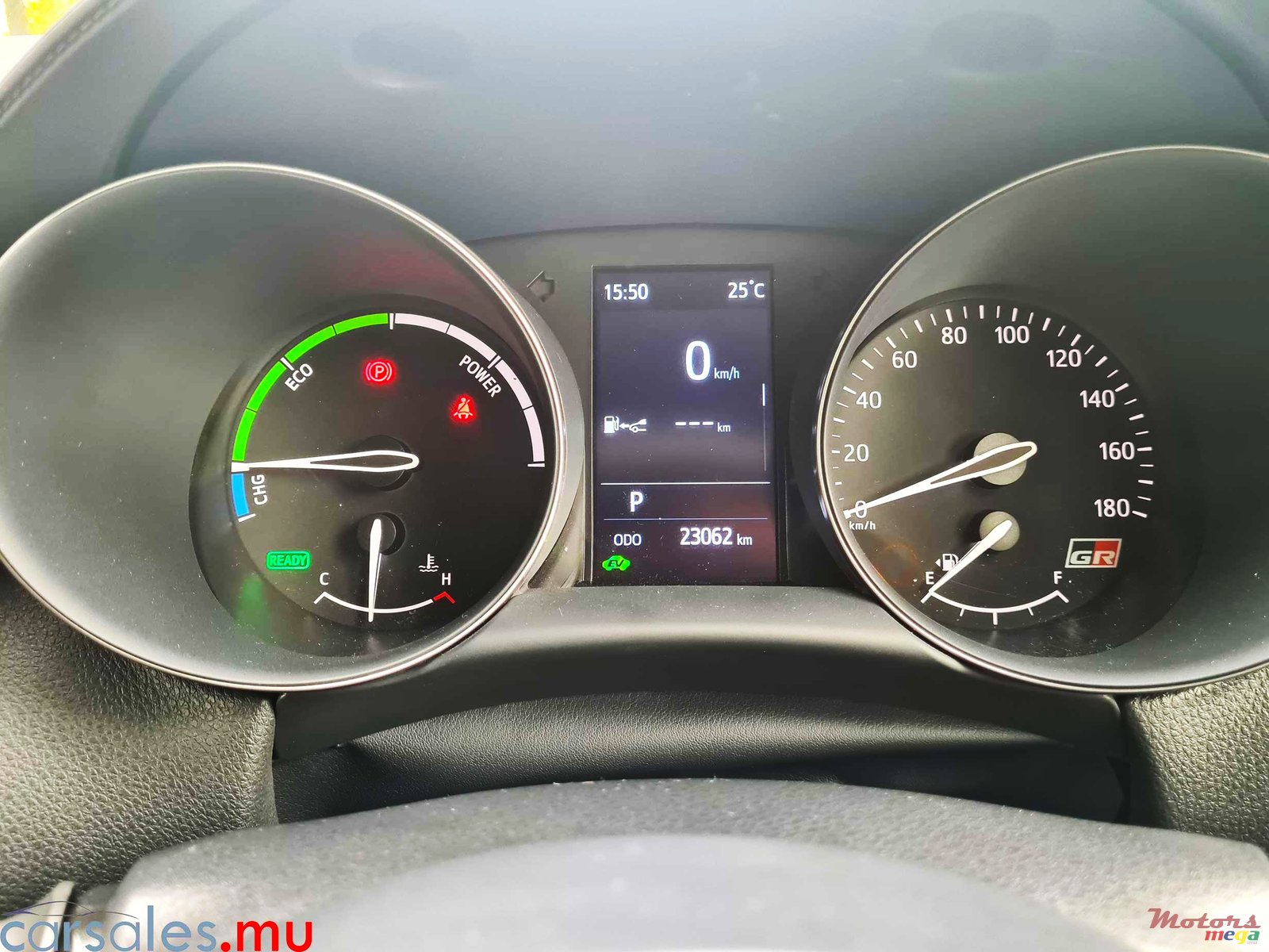 2019' Toyota C-HR GR Sport 1.8 Hybrid photo #7