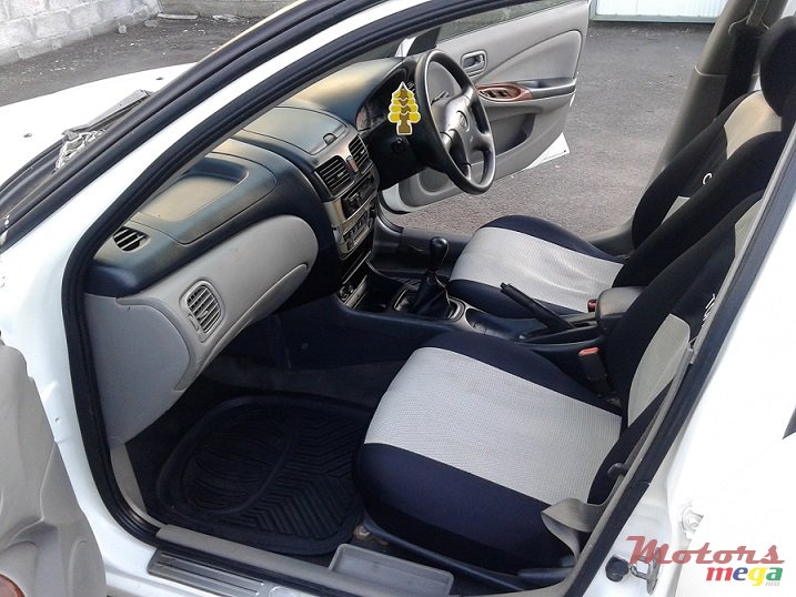 2002' Nissan Sunny N16 EX-Saloon photo #4