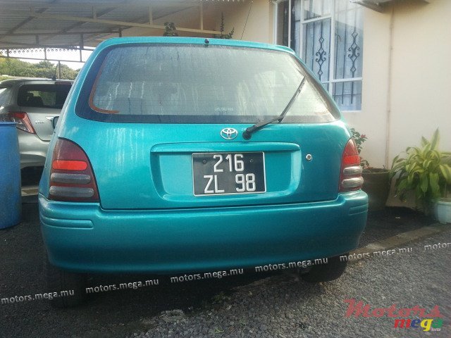 1998' Toyota Starlet photo #3