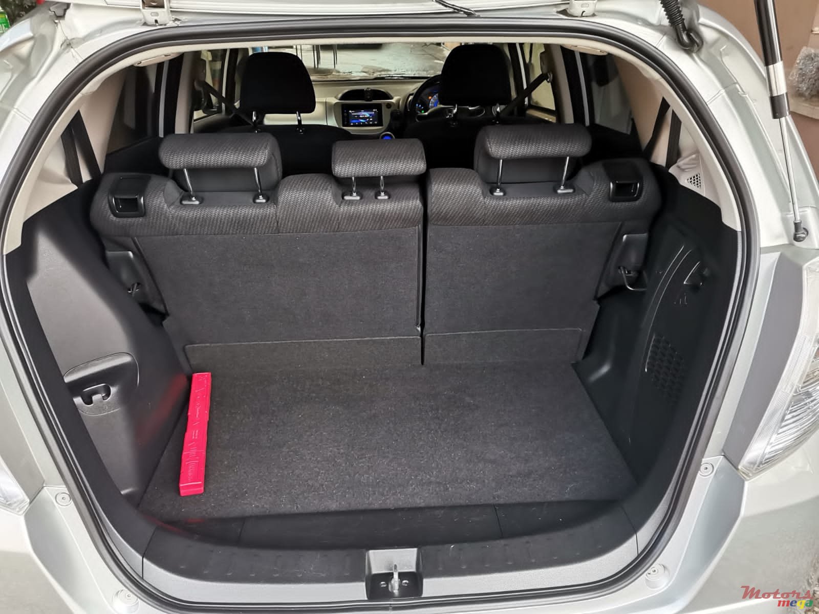 2012' Honda FIT HYBRID photo #7