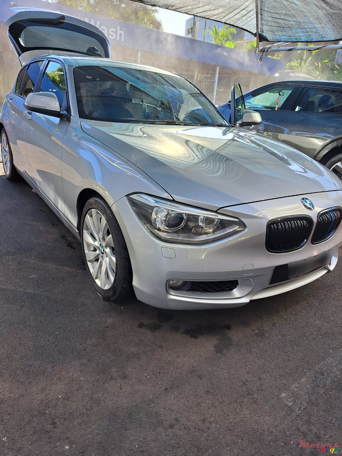 2012' BMW 120 photo #2