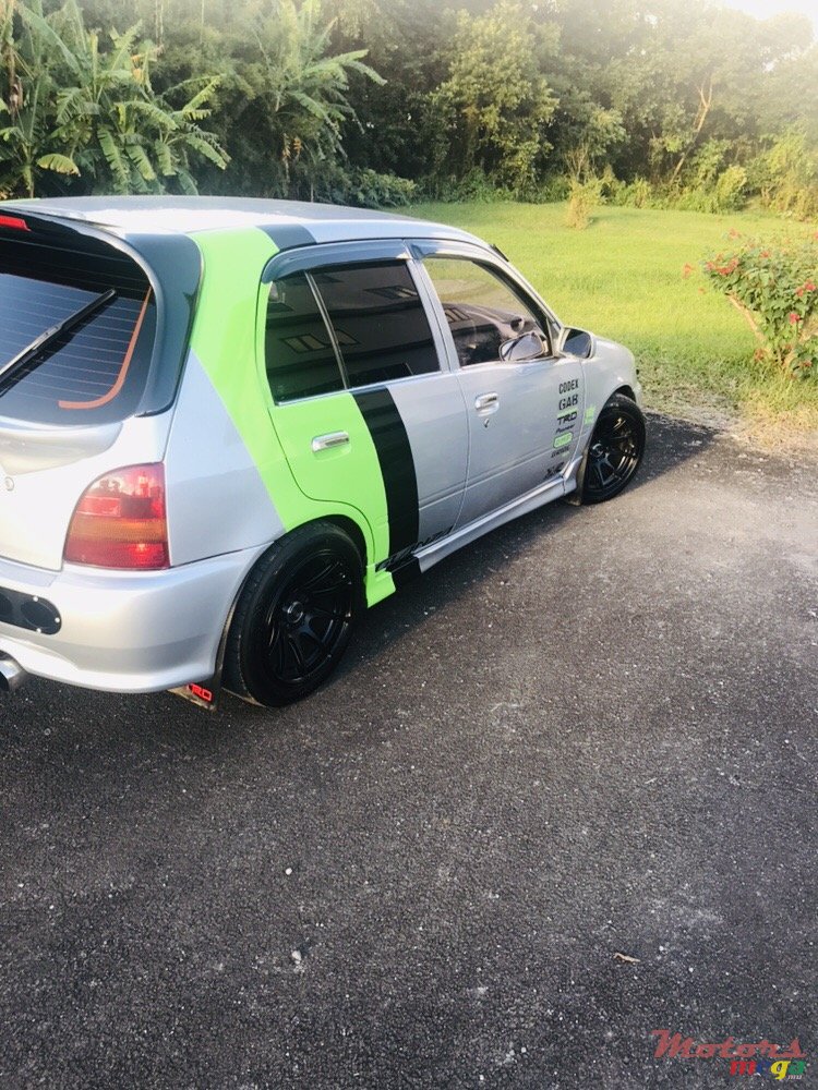 1998' Toyota Starlet photo #1