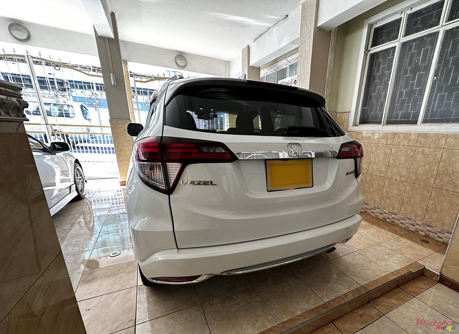 2016' Honda HR-V VEZEL Hybrid Z photo #7