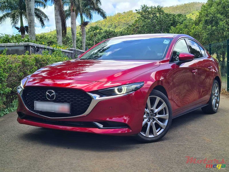 2023' Mazda 3 1.5 Skyactiv G High Plus photo #1