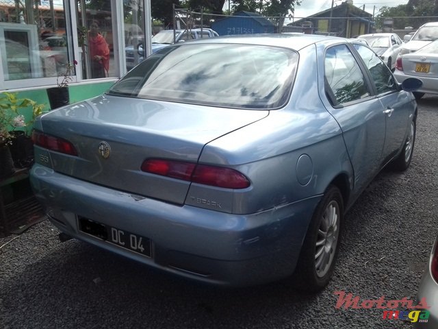 2004' Alfa Romeo photo #3