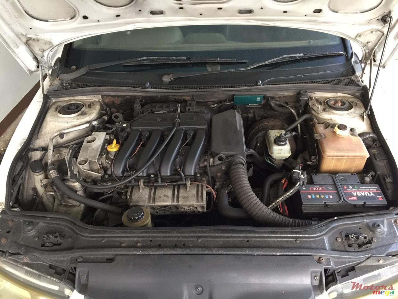 1999' Renault Laguna photo #7