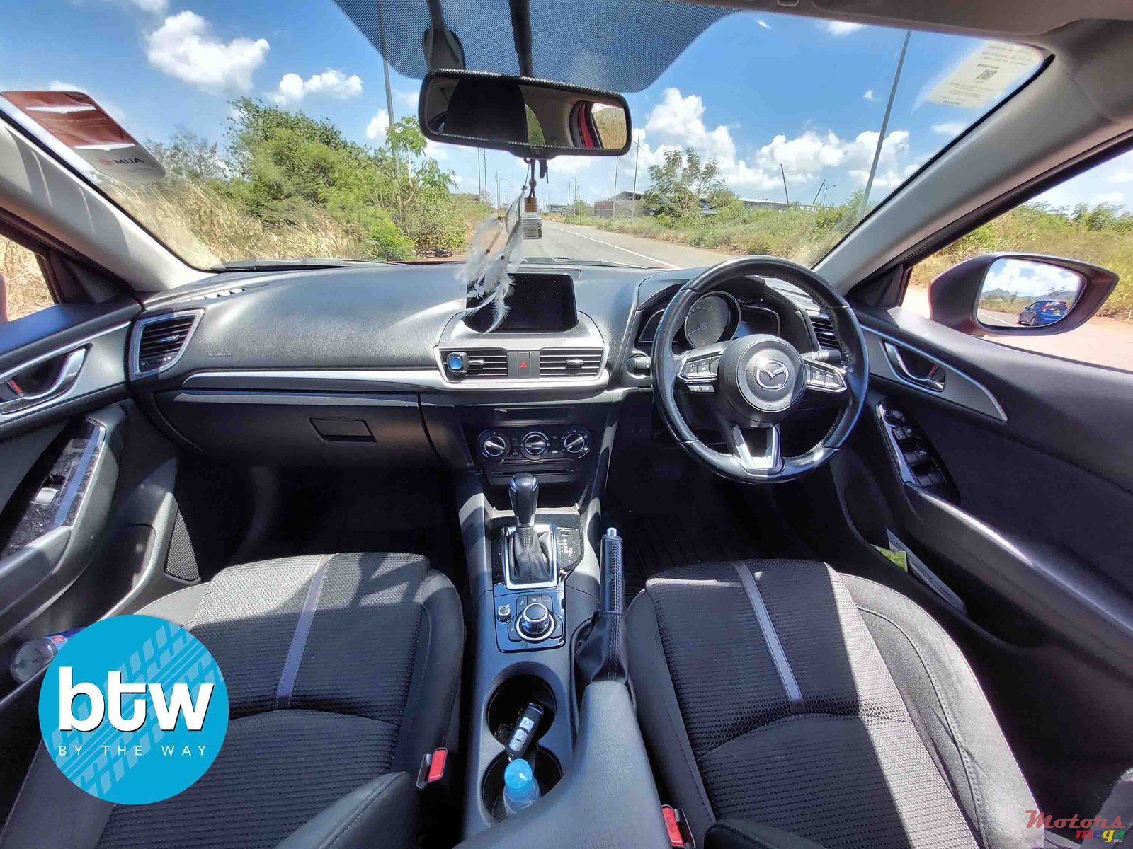 2018' Mazda 3 photo #6