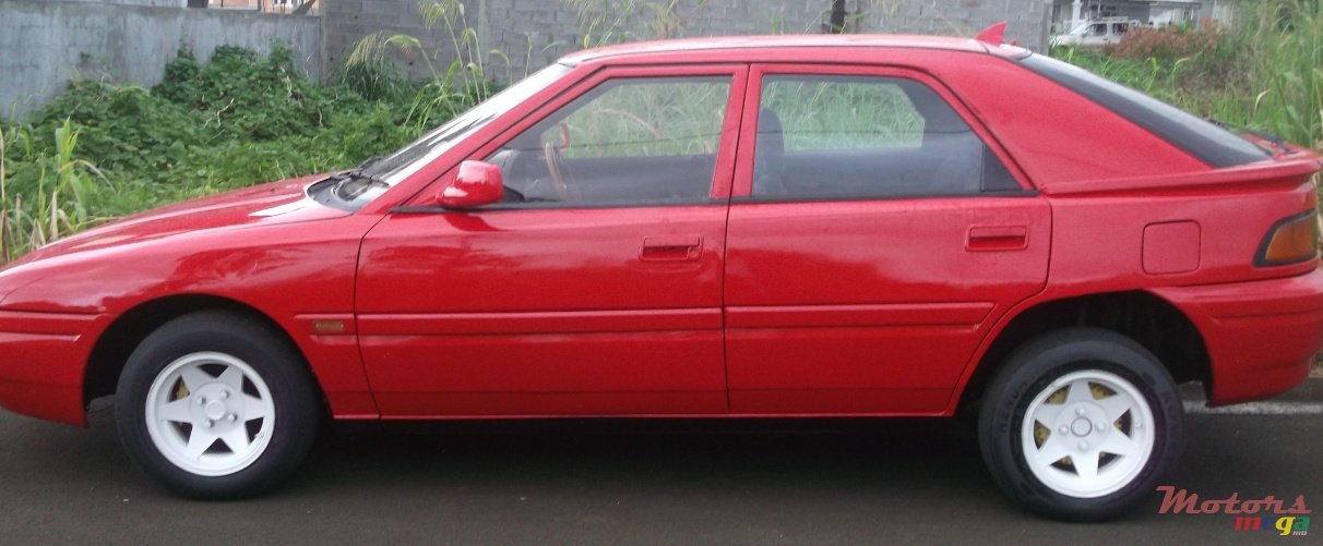 1990' Mazda Astina photo #1