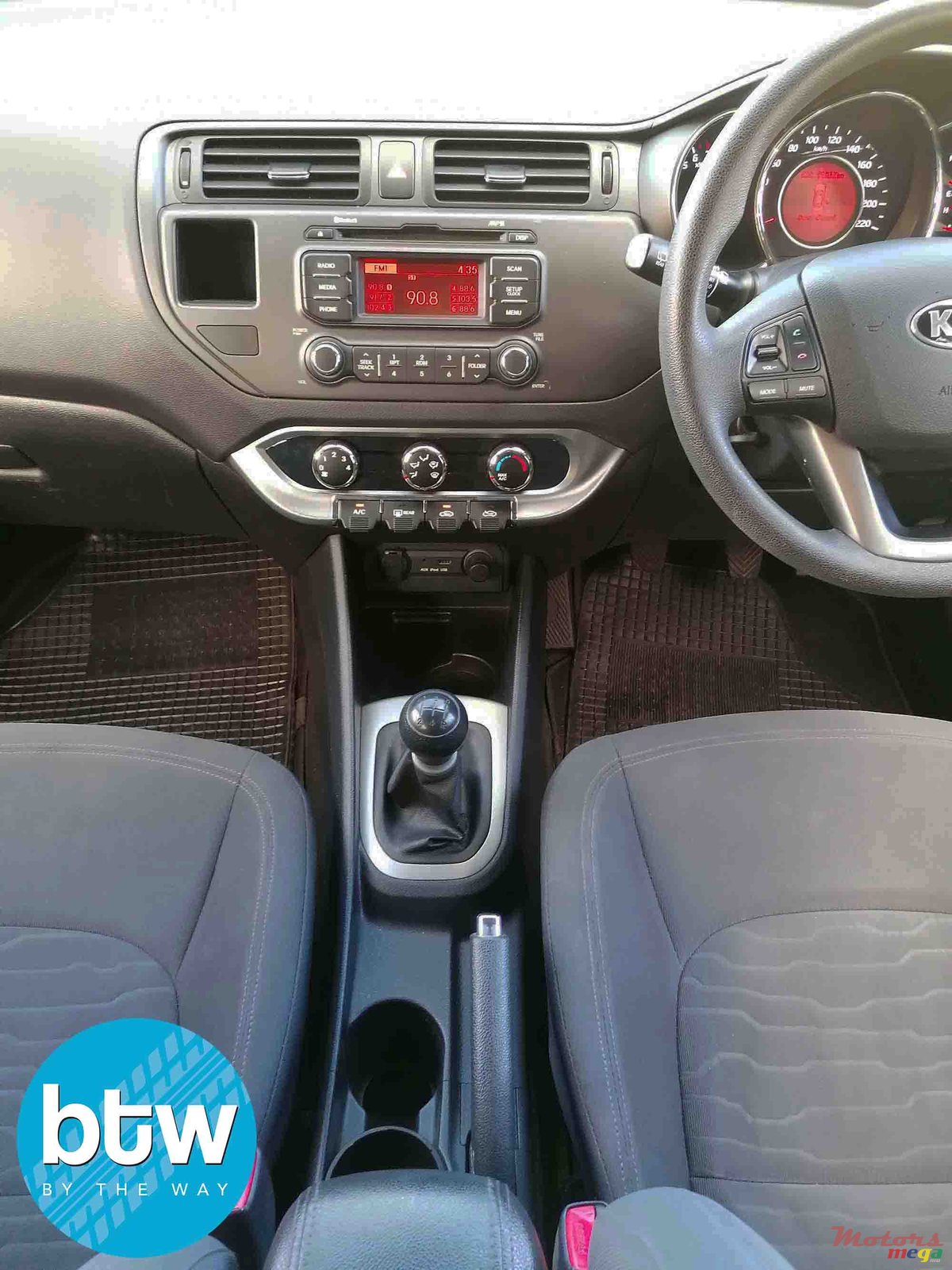 2013' Kia Rio photo #6