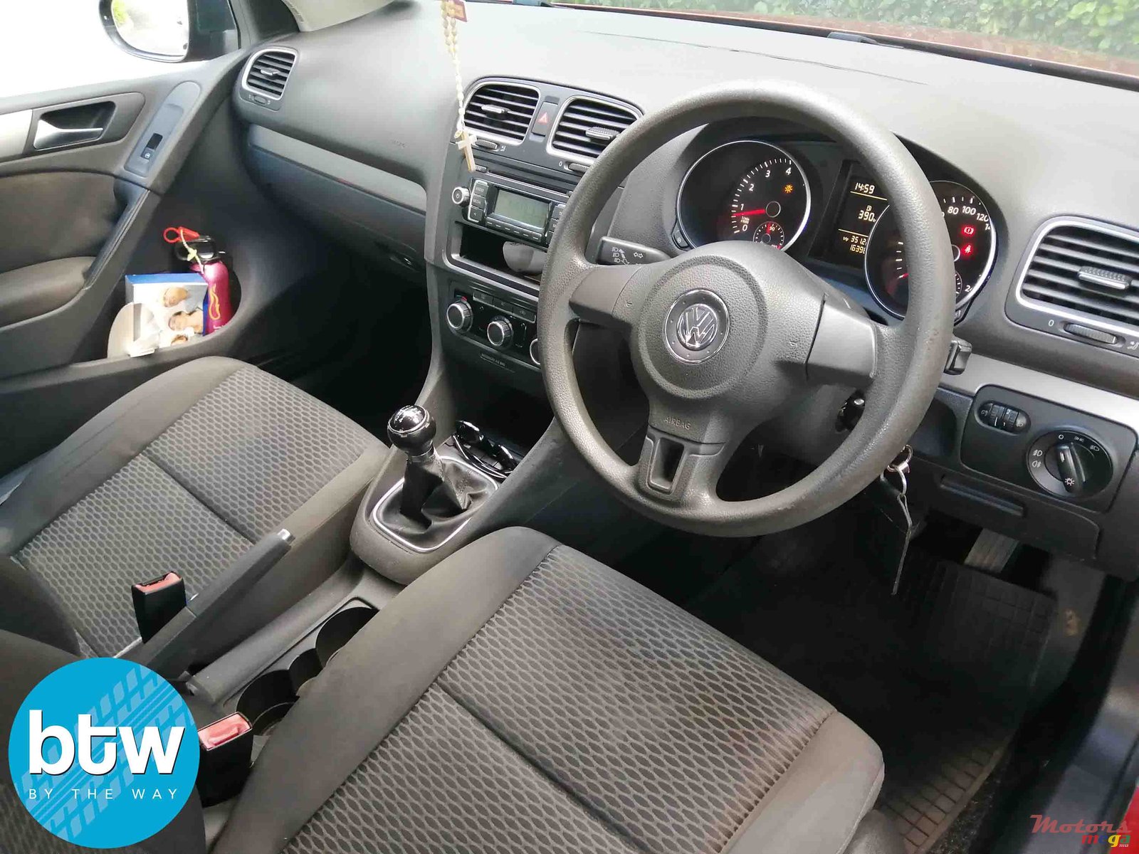 2010' Volkswagen Golf 6 photo #5