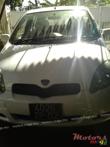 2002' Toyota photo #1