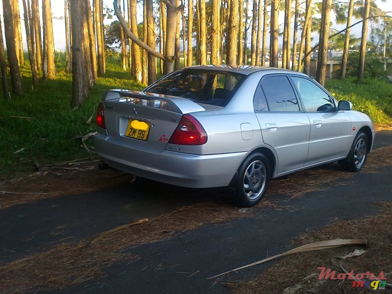 1999' Mitsubishi Lancer photo #3