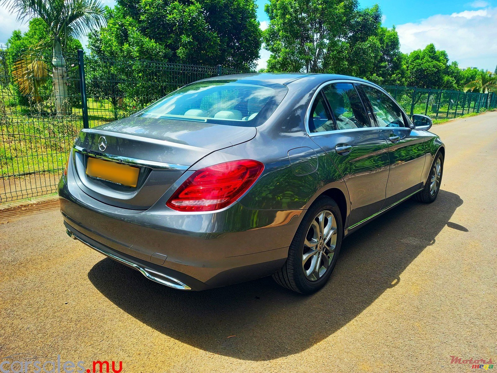 2018' Mercedes-Benz C 180 Avantgarde 1.6 photo #4