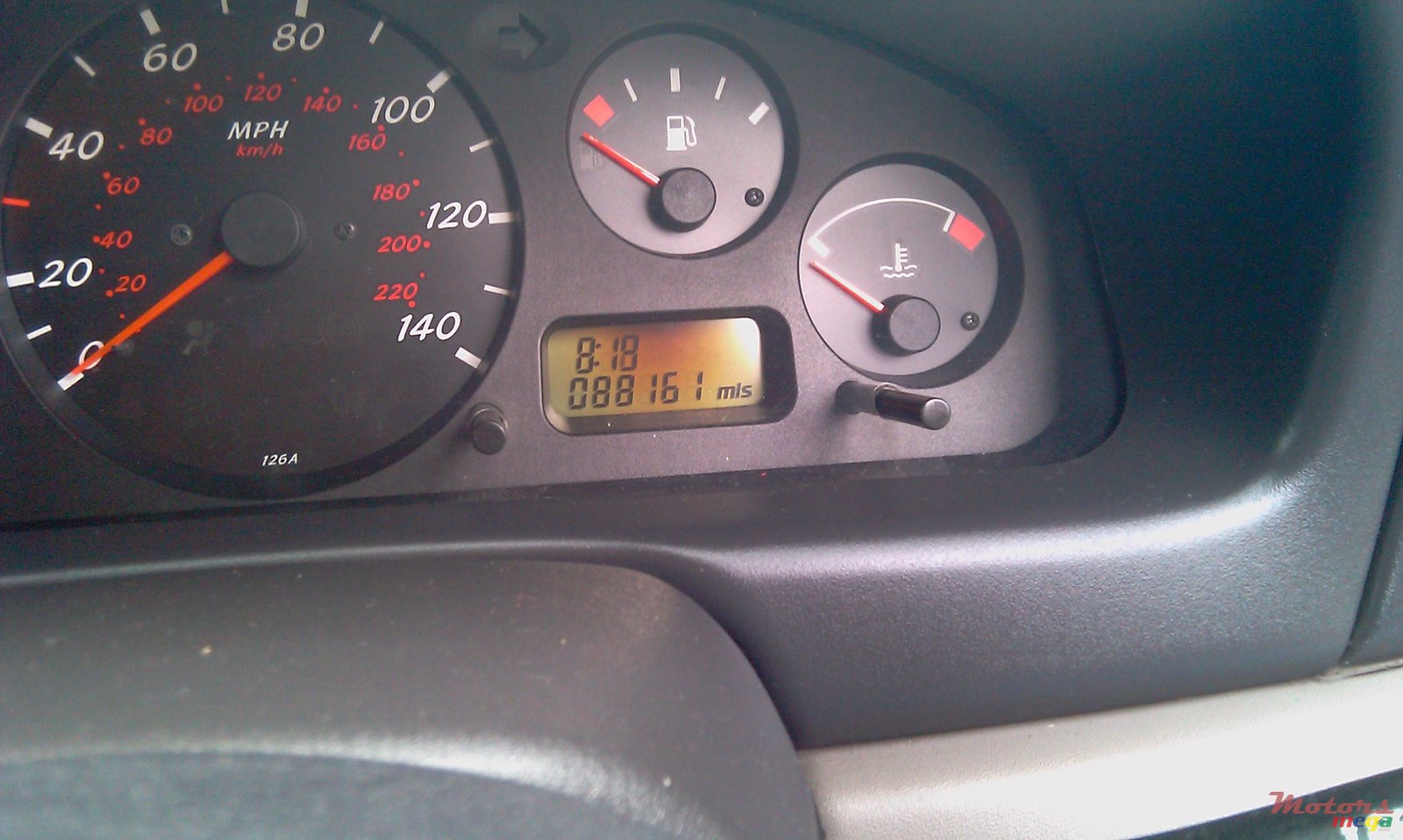 2001' Nissan Almera photo #3