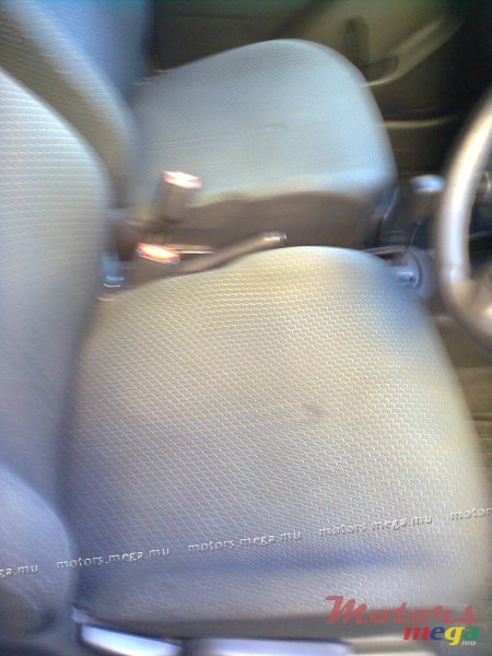 2005' Toyota photo #5