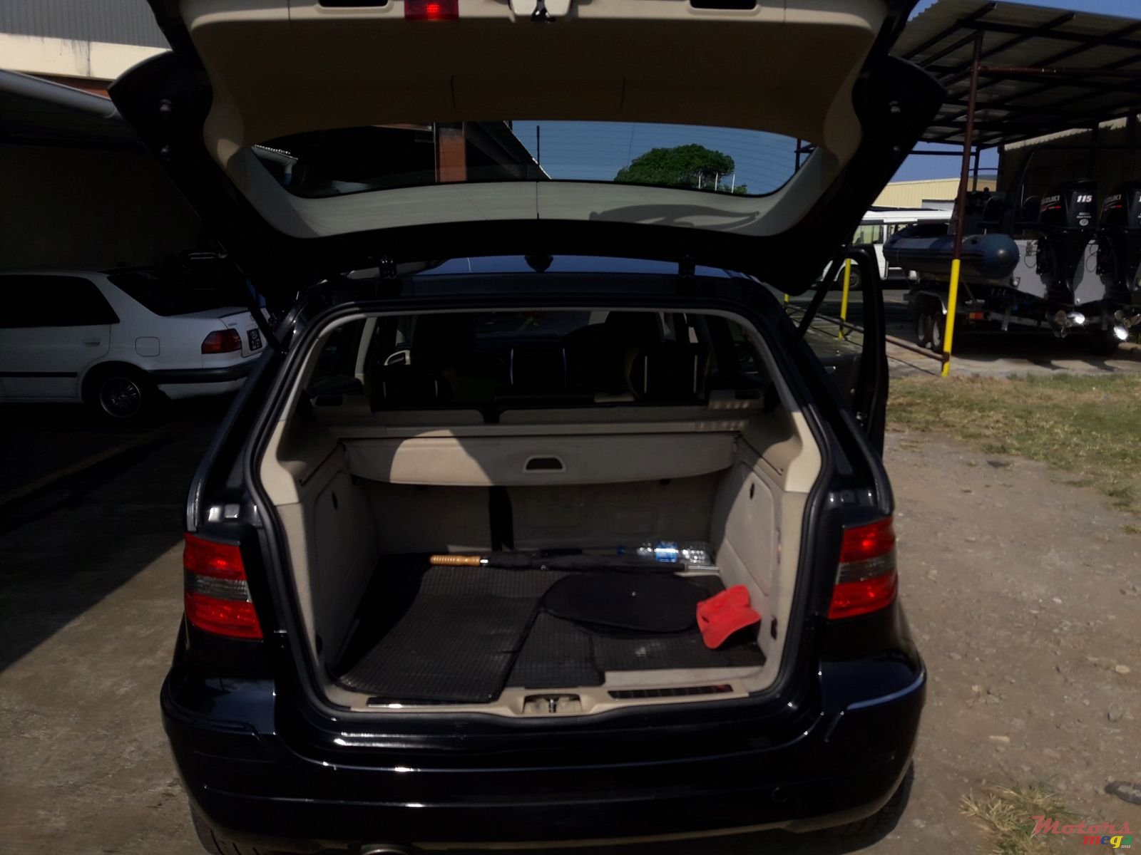 2006' Mercedes-Benz B 150 photo #1