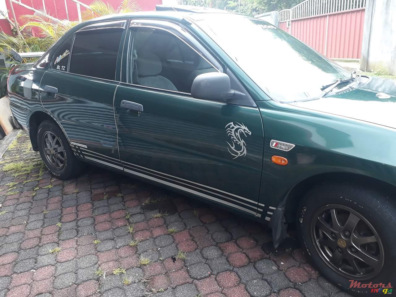 1999' Mitsubishi Lancer photo #3