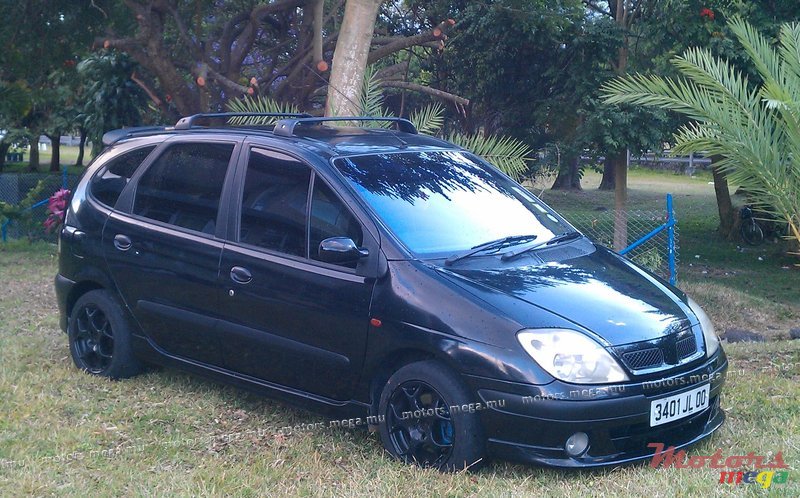 2000' Renault Megane Scenic Sport Kit photo #1