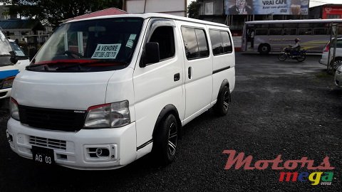 2003' Nissan Urvan photo #2