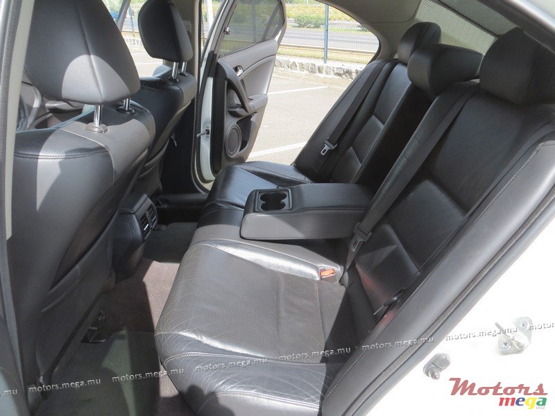 2009' Honda Accord Slightly photo #6