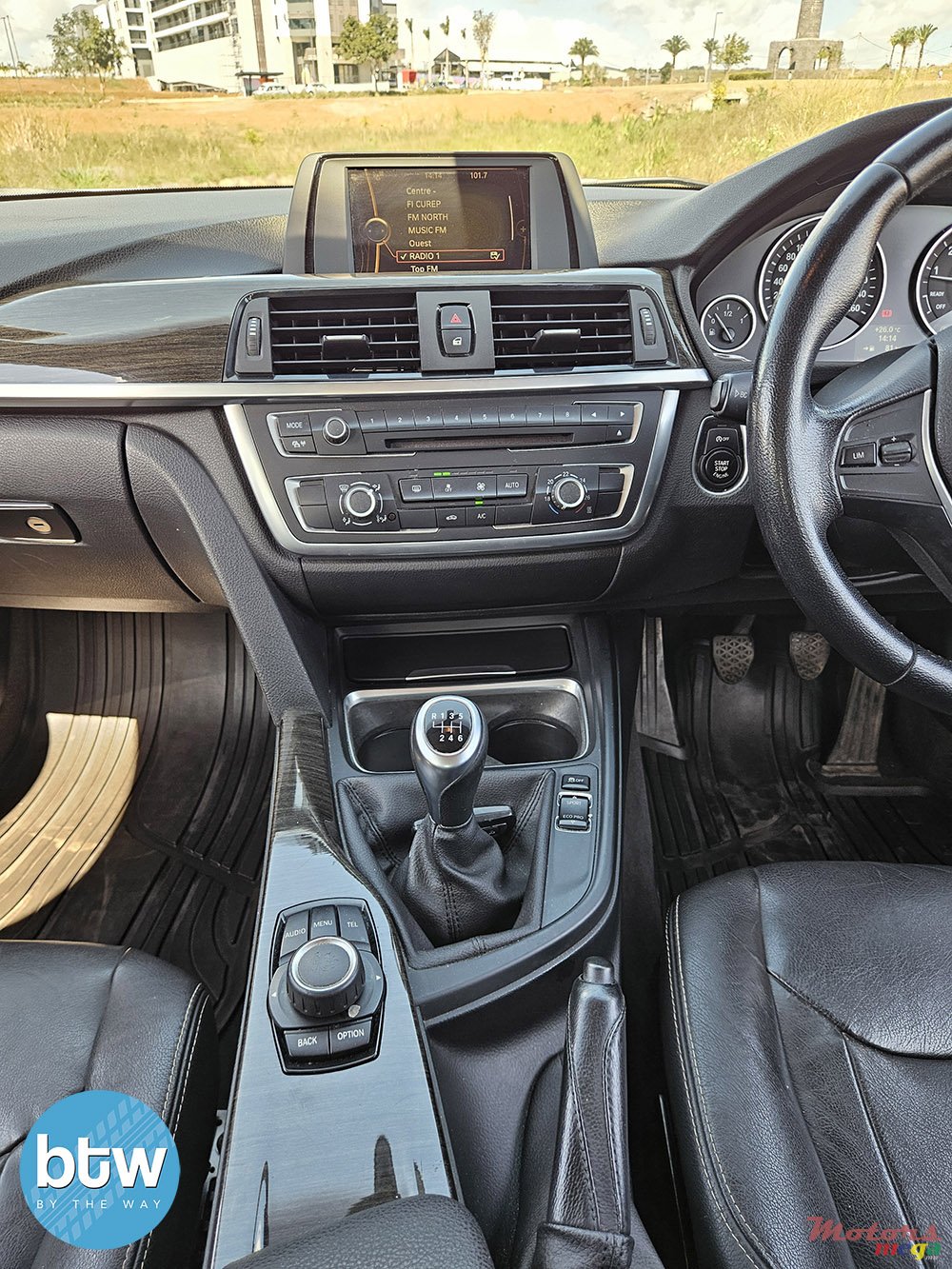 2016' BMW 320 320i IED photo #7